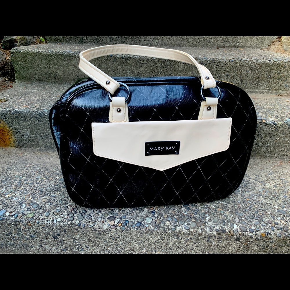 Mary Kay Large Tote-Overnight